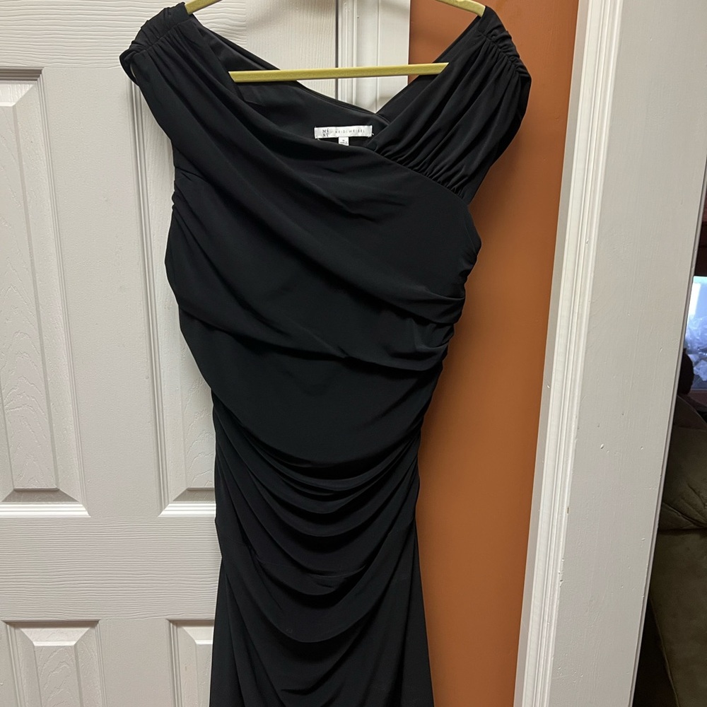 Heidi Weisel Elegant Black Dress